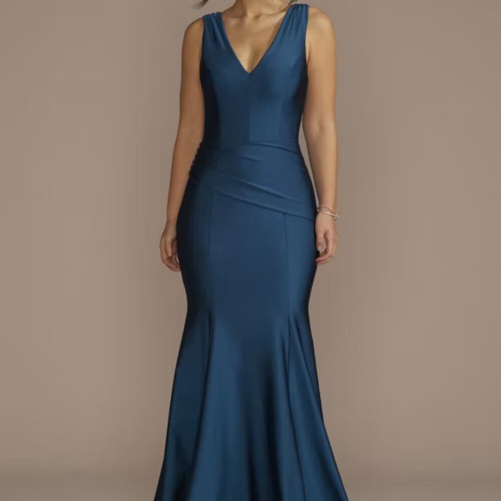 David's Bridal - Galina Signature Draped Stretch Satin Plunging Mermaid Dress